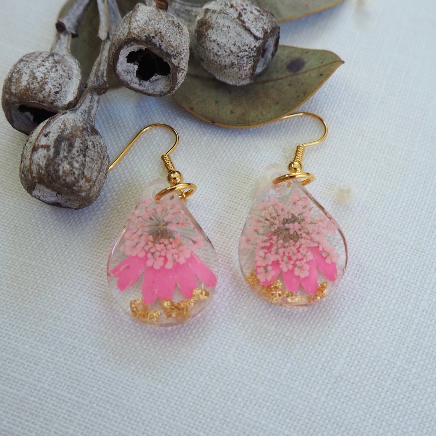 Pink floral round earrings