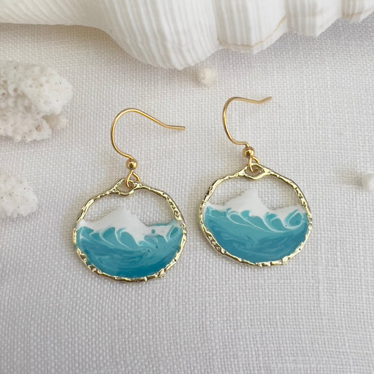 Round gold ocean wave earrings