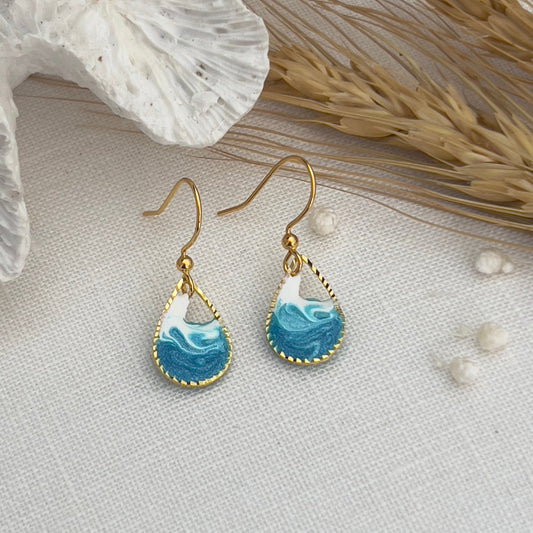 Dainty gold ocean wave teardrop earrings