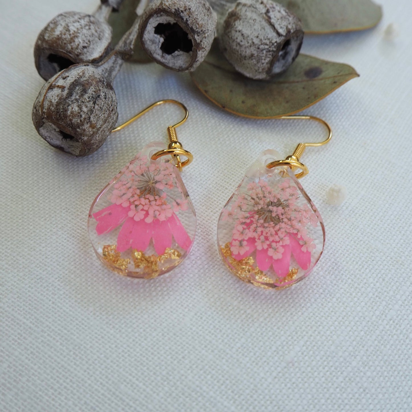 Pink floral round earrings